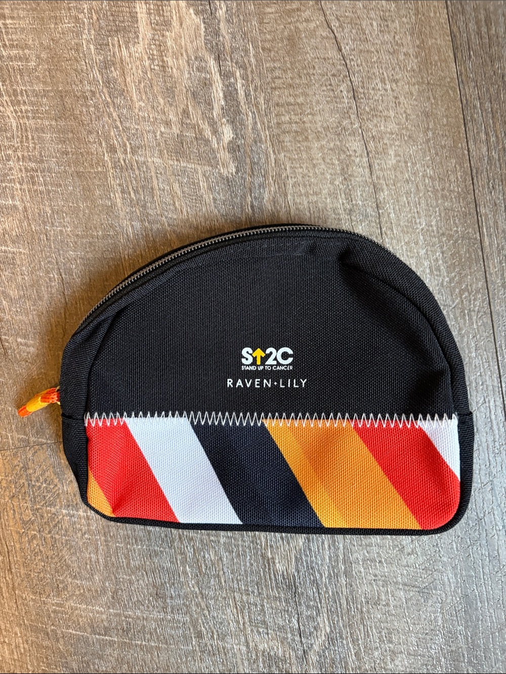 Raven + Lily American Airlines Exclusive Stand Up 2 Cancer Small Amenity Kit Bag